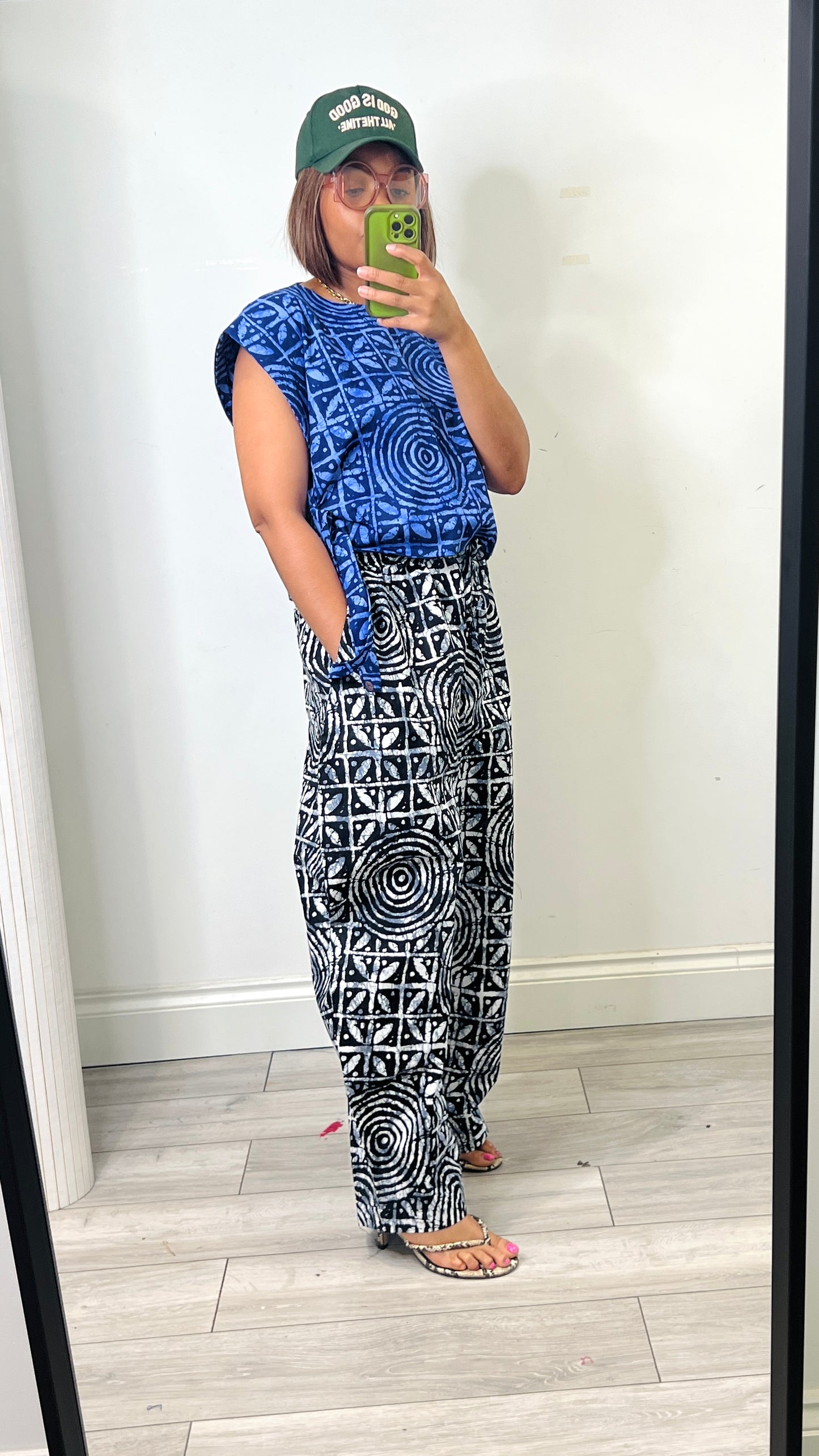 B&W extreme Baloon trousers UK size 1 8-14