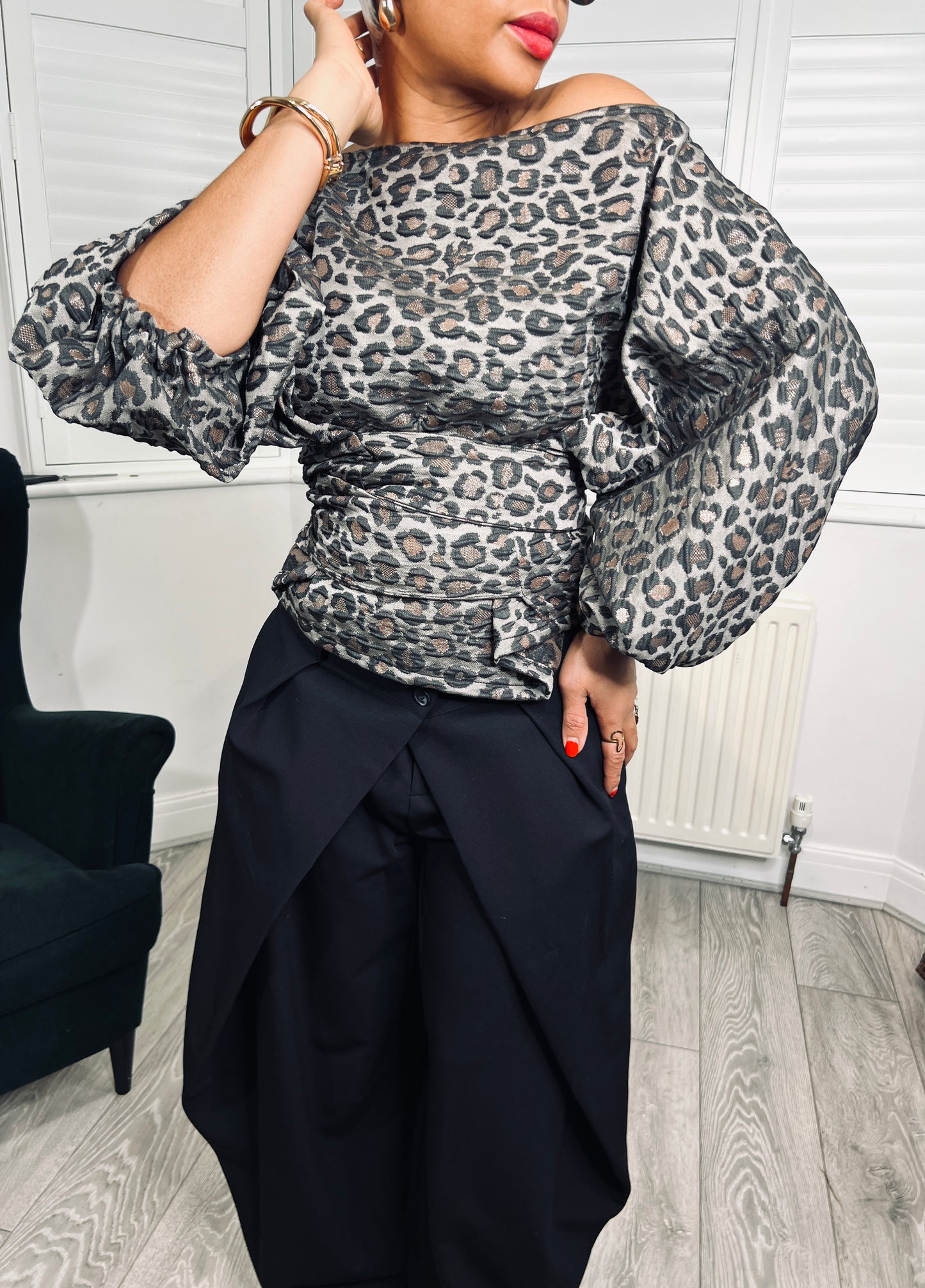 Grey leopard metallic Jacquard Asymmetric Balloon Sleeve Blouse