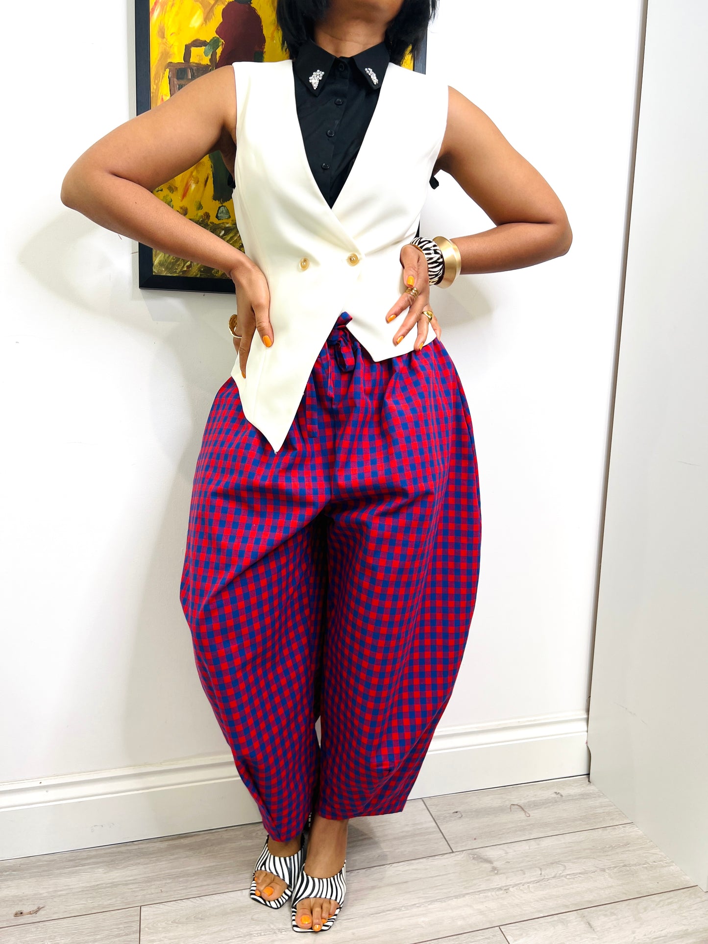 One size 1 8-14/16 Baloon Check trousers ankle length