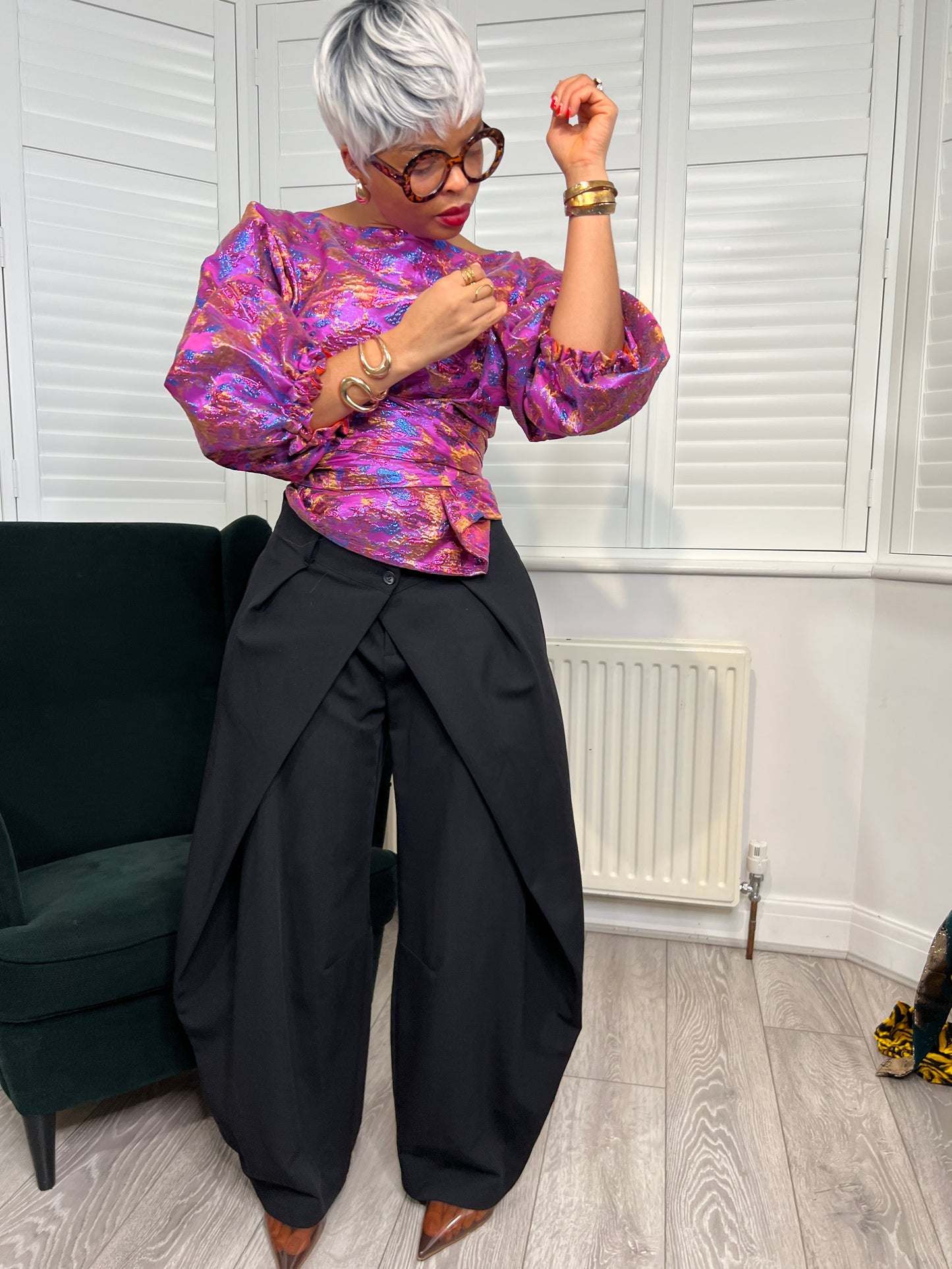 Pink leopard metallic Jacquard Asymmetric Balloon Sleeve Blouse