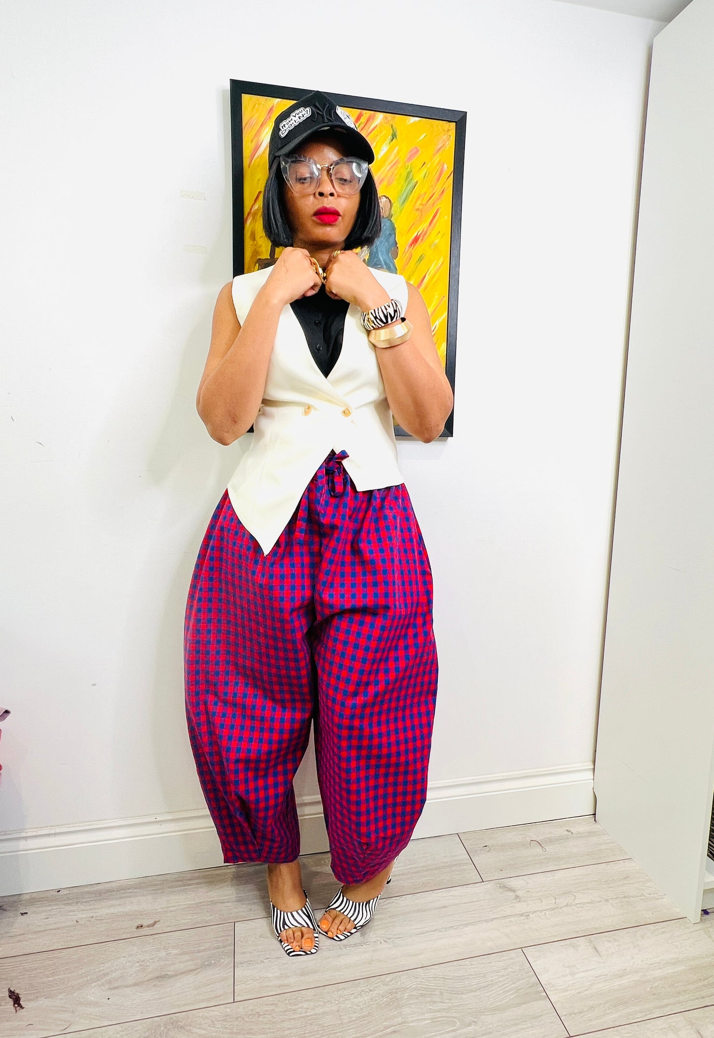 One size 1 8-14/16 Baloon Check trousers ankle length