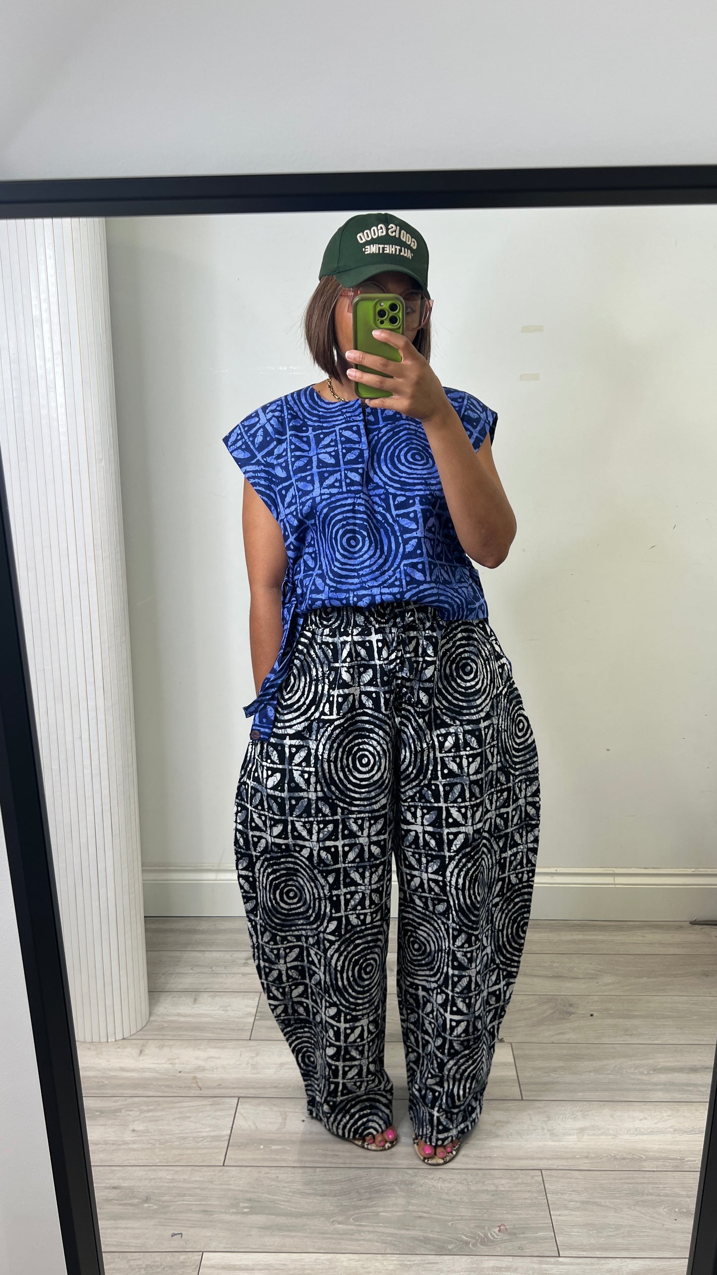 B&W extreme Baloon trousers UK size 1 8-14