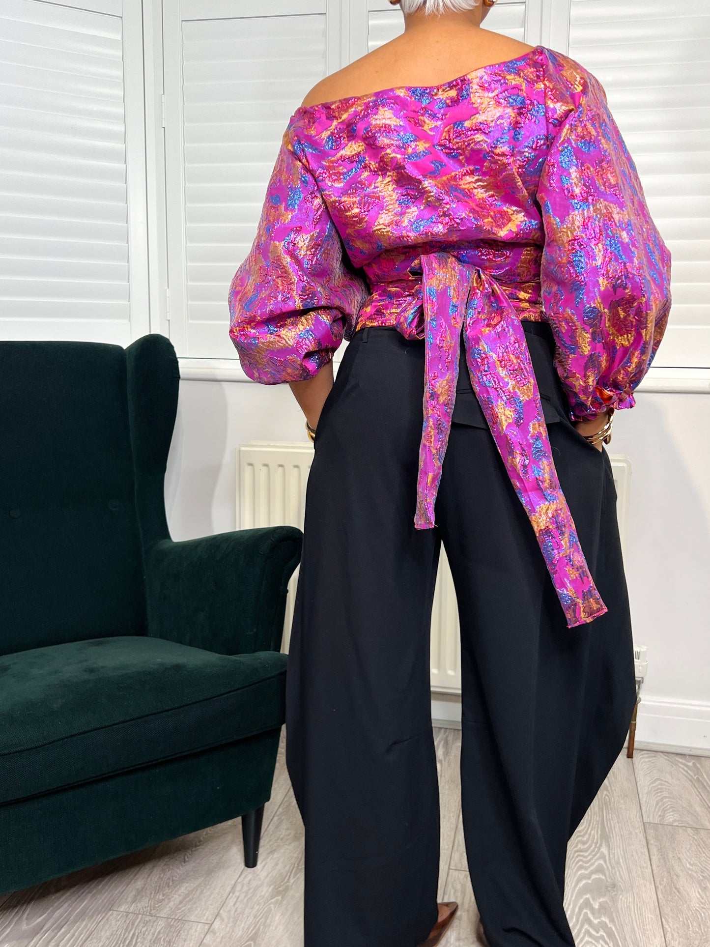 Pink leopard metallic Jacquard Asymmetric Balloon Sleeve Blouse