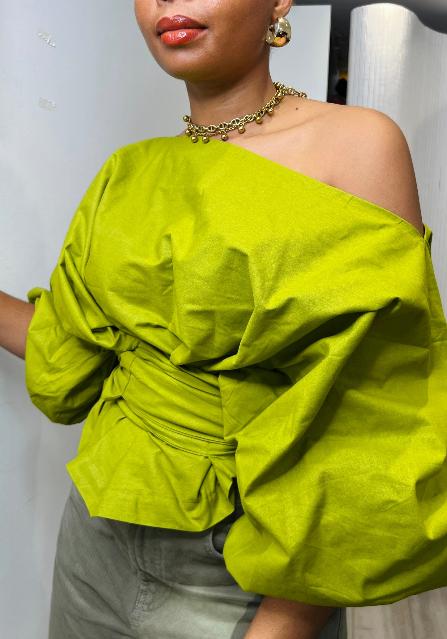 Green off-Shoulder Crop Top: Asymmetric Balloon Sleeve Blouse size 1 UK 8-14