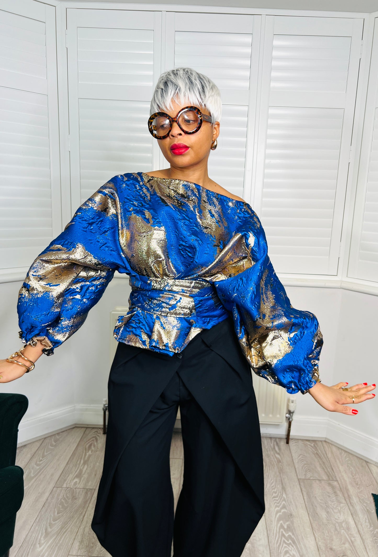 Blue and gold metallic Jacquard Asymmetric Balloon Sleeve Blouse