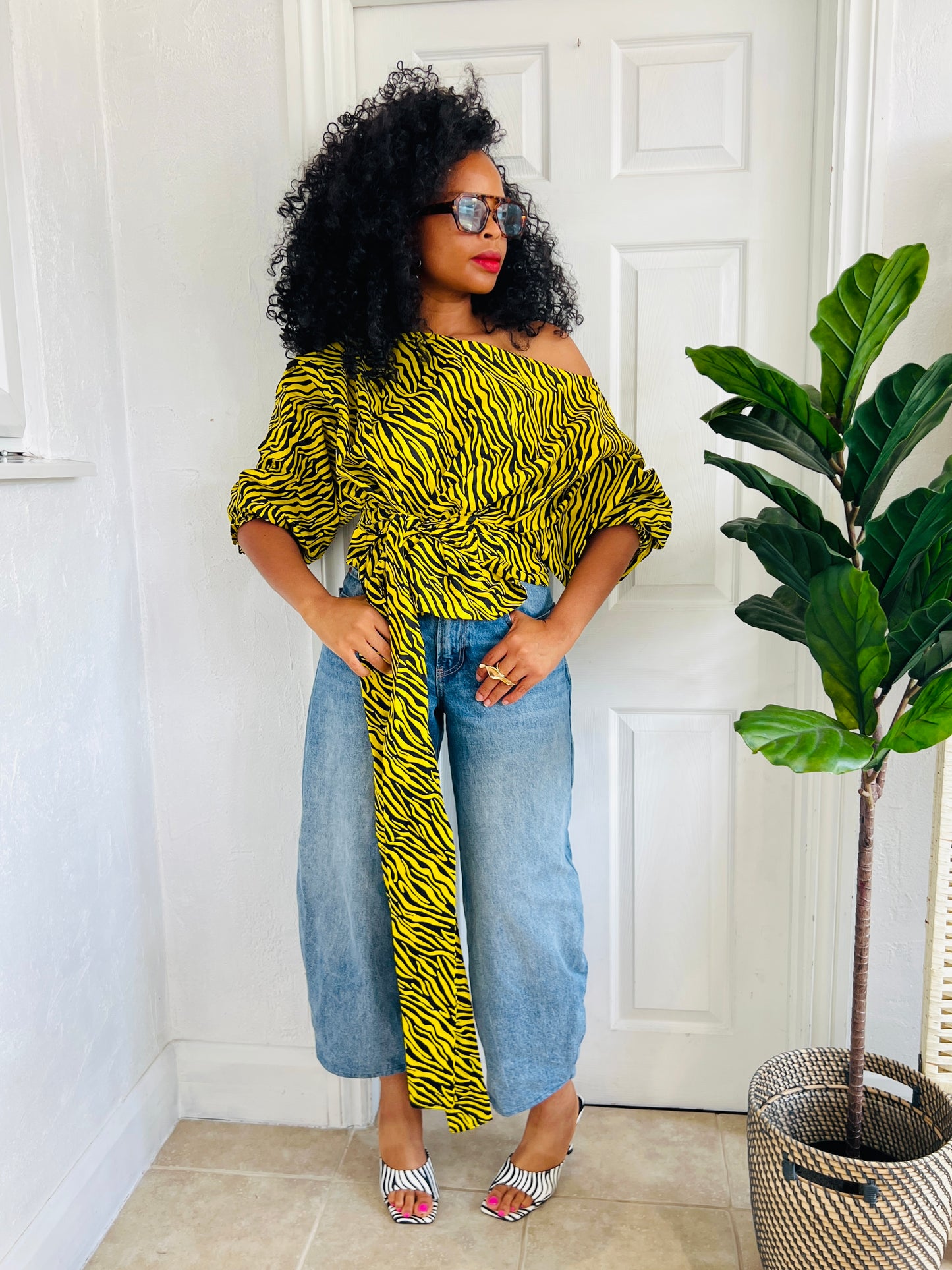 Tie waist Baloon top yellow