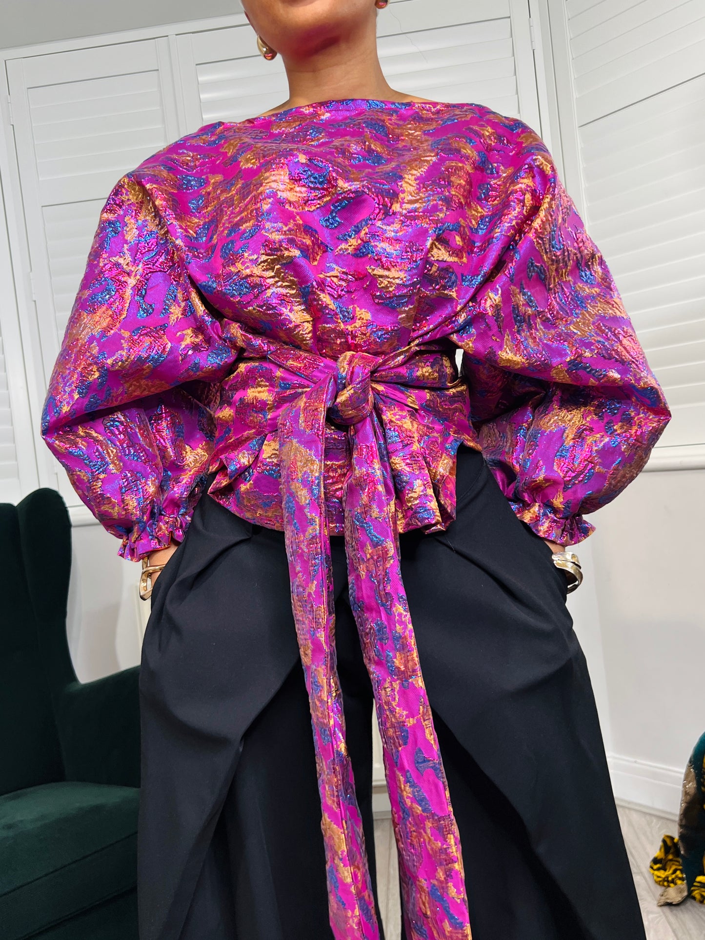 Pink leopard metallic Jacquard Asymmetric Balloon Sleeve Blouse