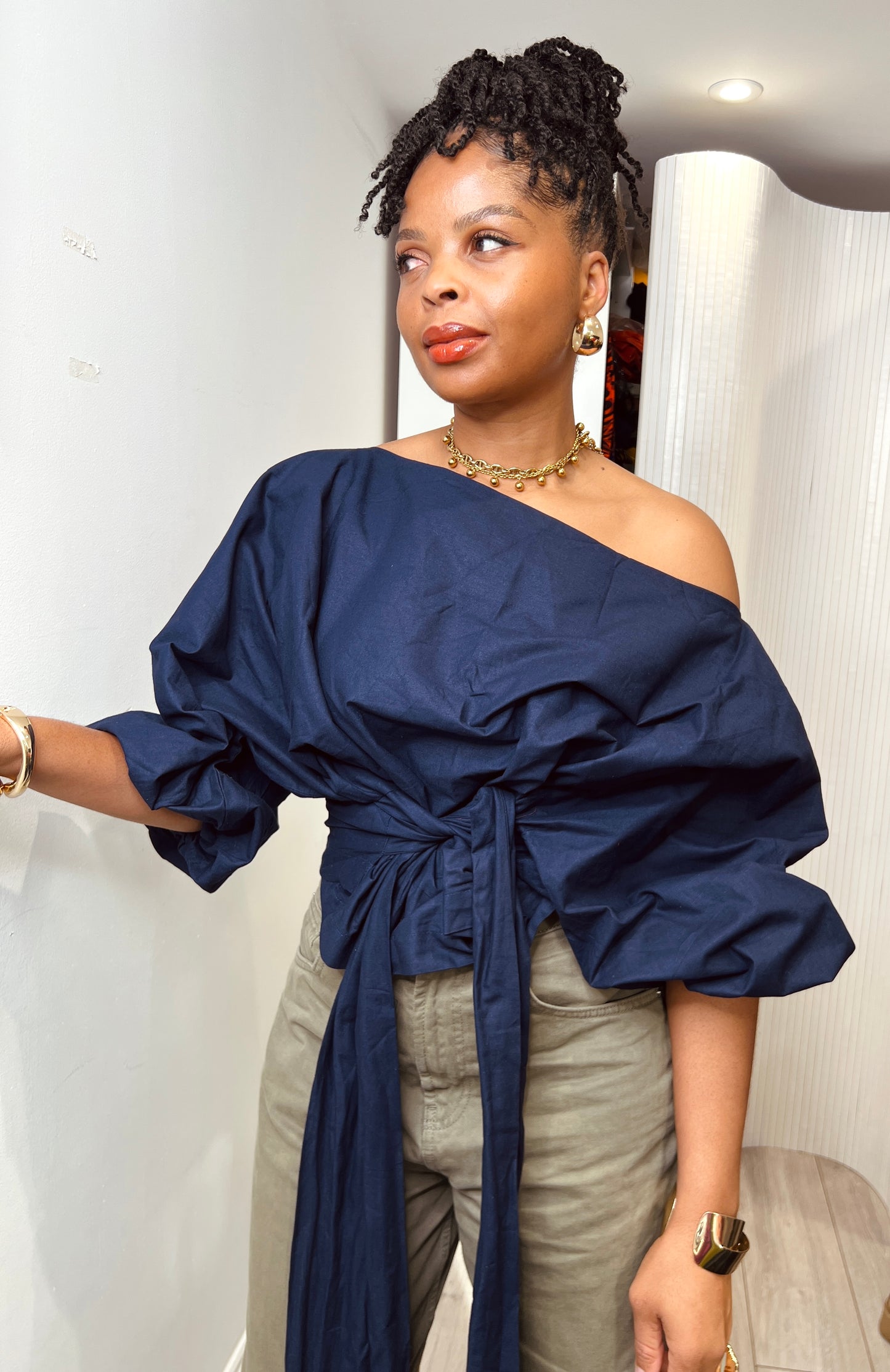 PREORDER 2 WEEKS- Navy blue off-Shoulder Crop Top: Asymmetric Balloon Sleeve Blouse size 1 UK 8-14